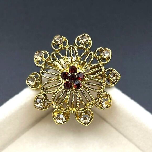 Yellow Gold with Champagne and Brown Topaz Crystal Ornate Flower Pin Back Brooch - Picture 2 of 7